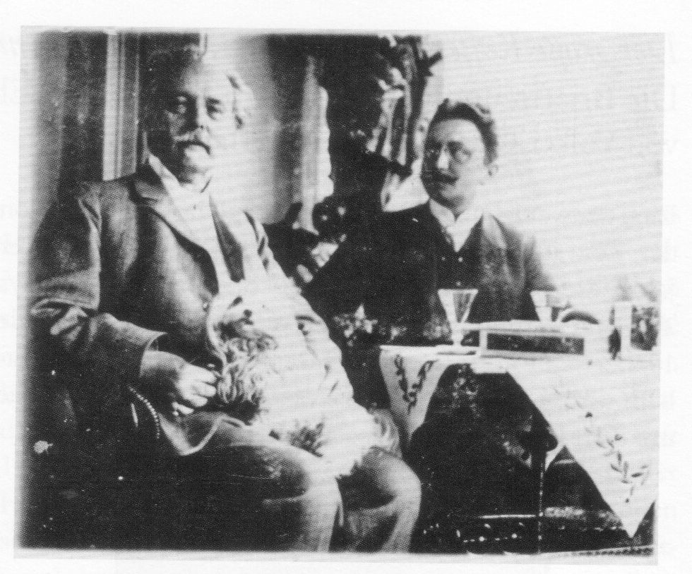 Arnold Spanke und Karl May.jpg