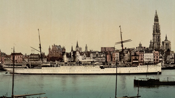 Preuszen Antwerpen 1900.jpg