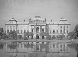 JapanPalais1929.jpg