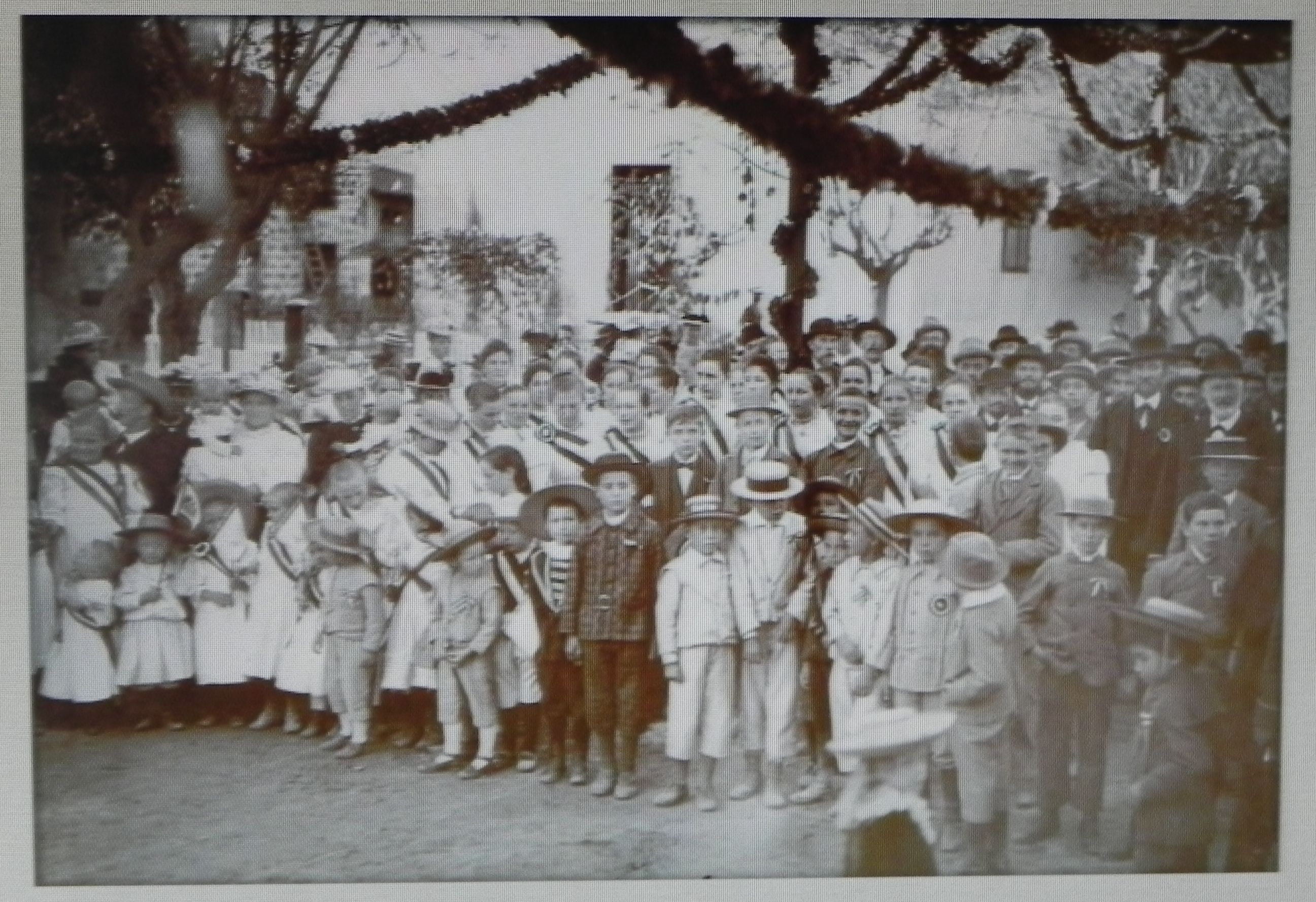 Einwohner von Sarona 1898.jpg