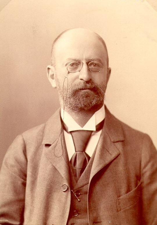 Edmund Lesser.jpg